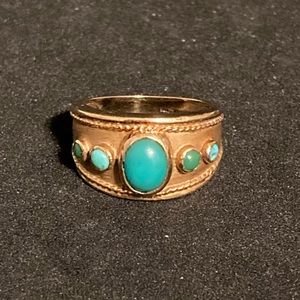8.1 gram 14 kyg Cab Turquoise Ring